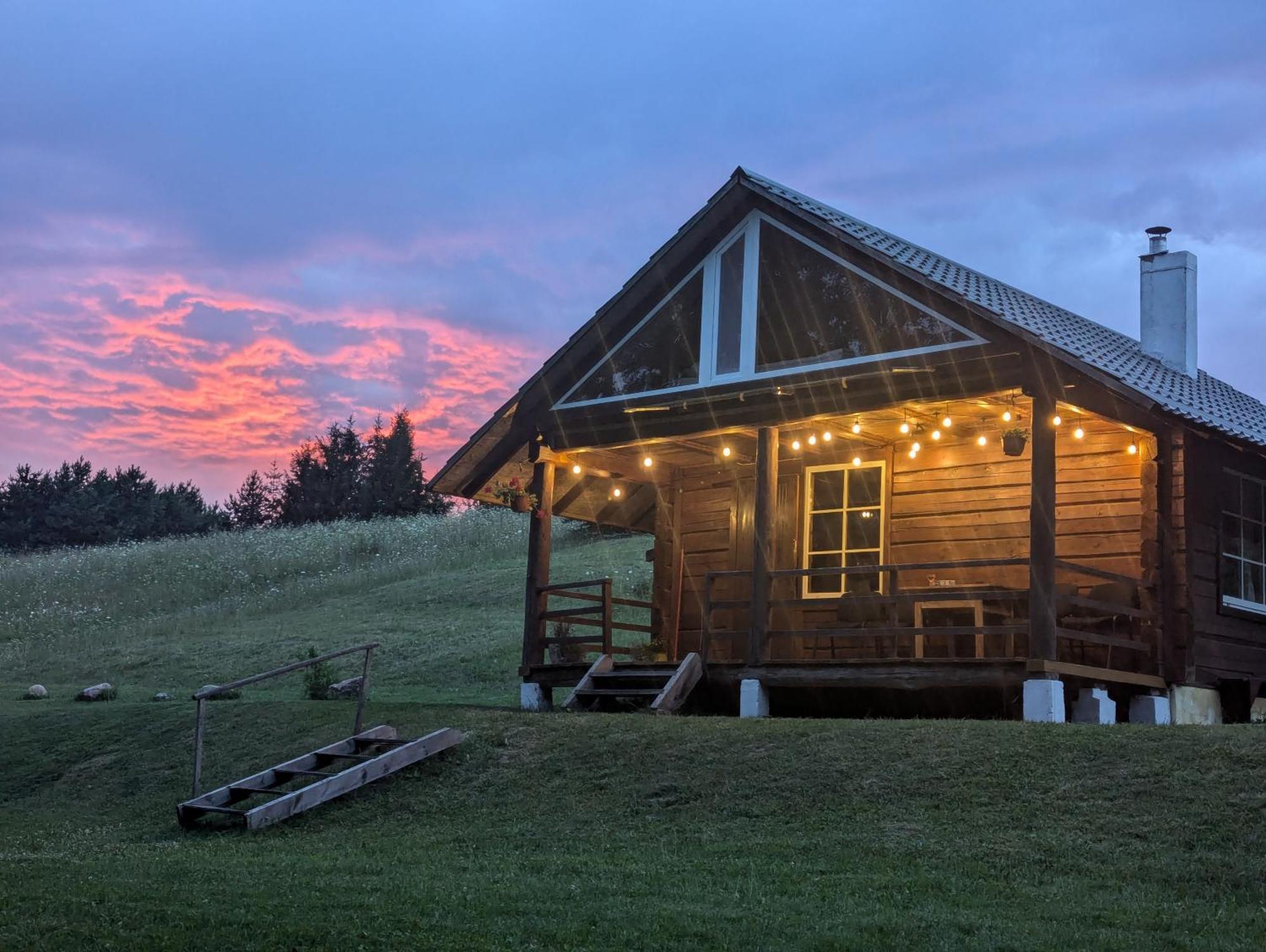 Namelis Prie Ezero Villa Miezoniai Bagian luar foto